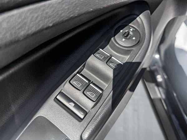 2019 Ford Escape SE-9