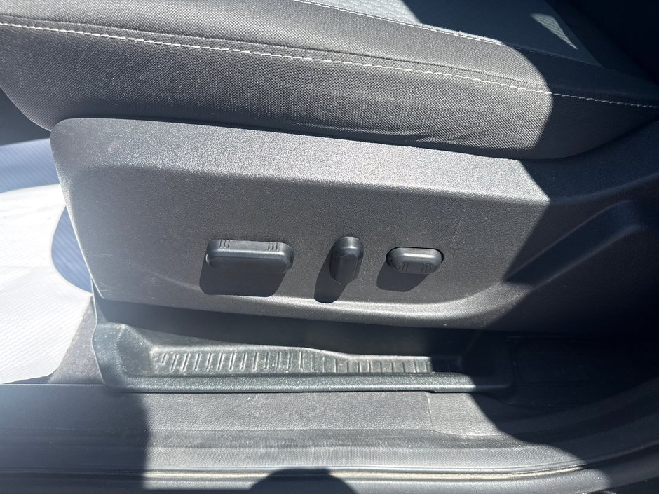 2019 Ford Escape SE-10