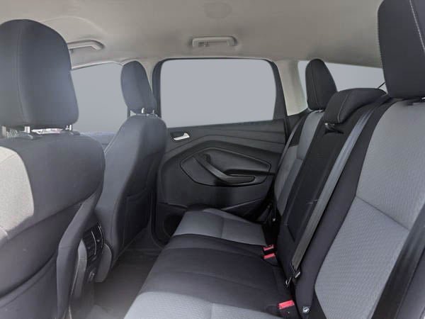 2019 Ford Escape SE-8