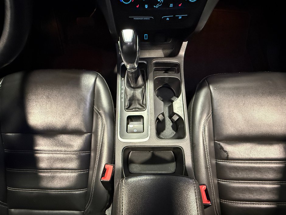 2019 Ford Escape SEL-24