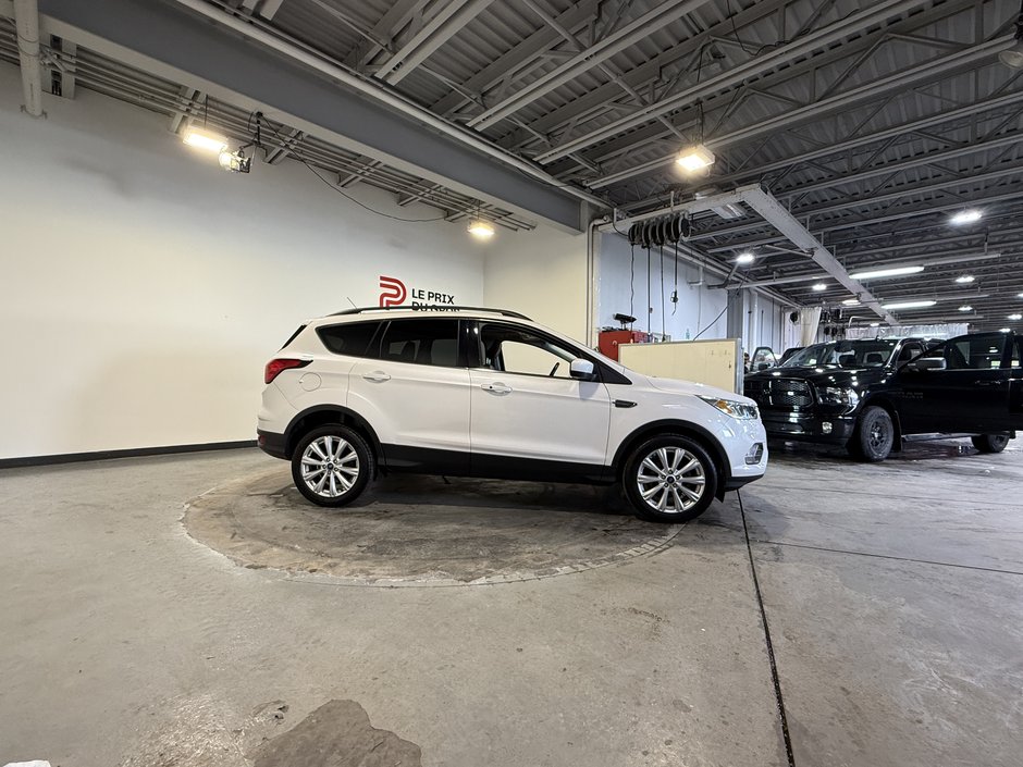 2019 Ford Escape SEL-1