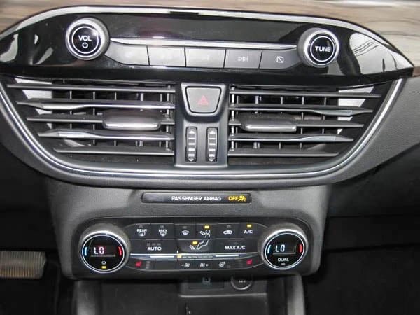 Ford Escape HYBRIDE TITANIUM 2020-17