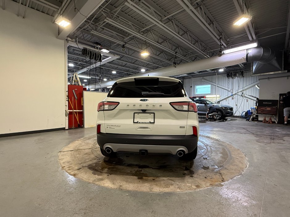 2022 Ford Escape TITANIUM PLUG IN-3