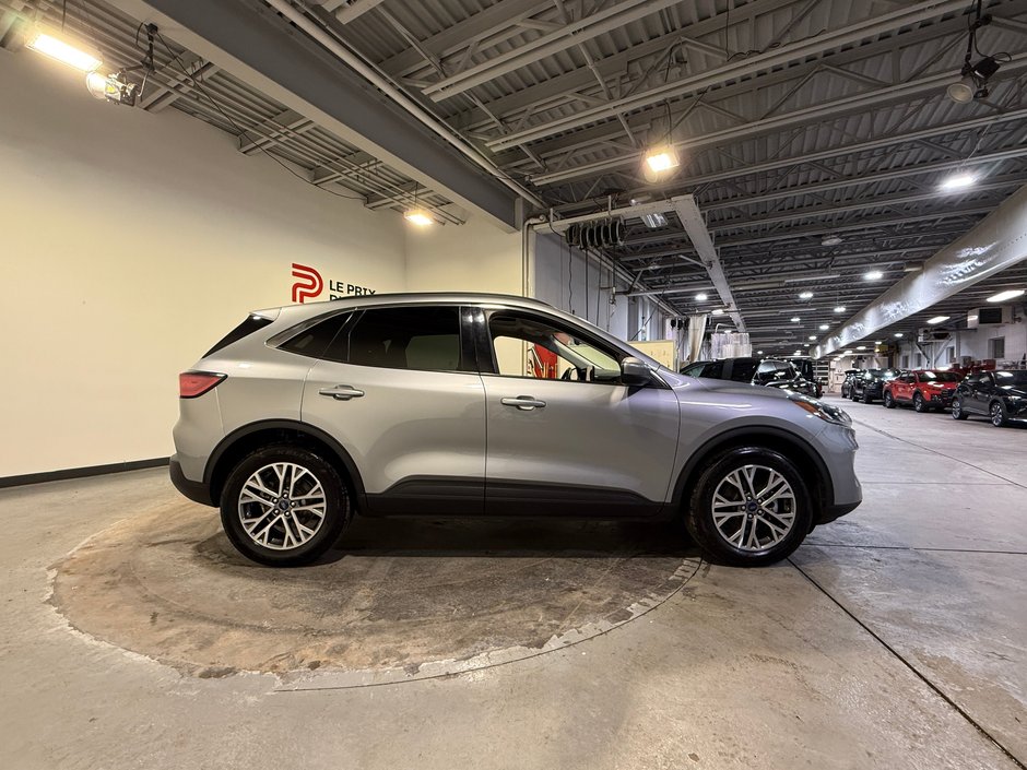 2022 Ford Escape SEL AWD-3