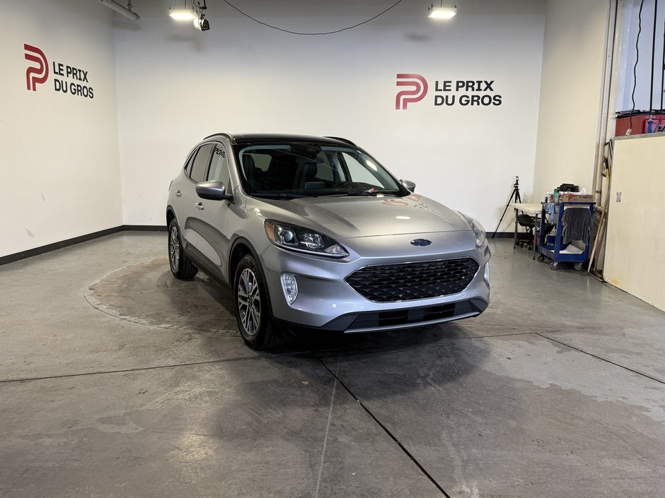 2022 Ford Escape SEL AWD-2