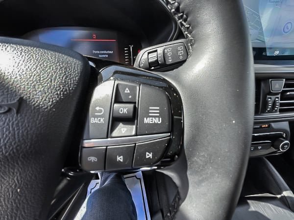 2023 Ford Escape PHEV-12