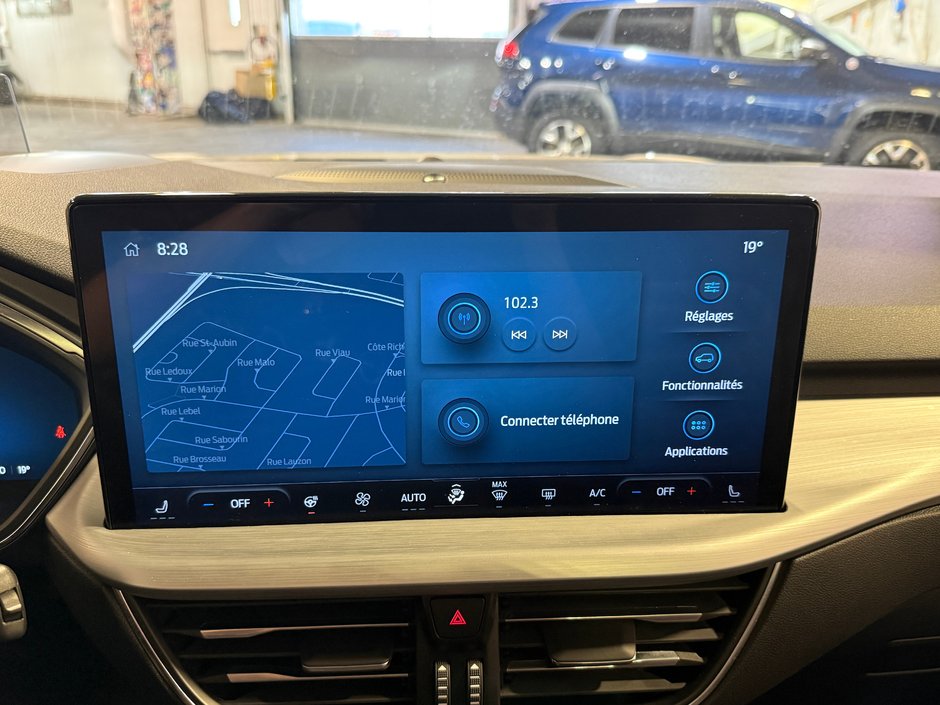 2023 Ford Escape PLATINUM HYBRID AWD-20