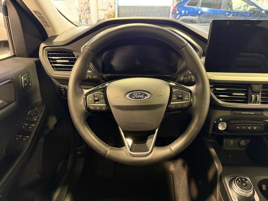 2023 Ford Escape PLATINUM HYBRID AWD-14
