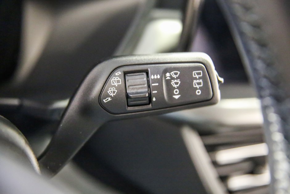 Ford Escape PHEV 2025-18