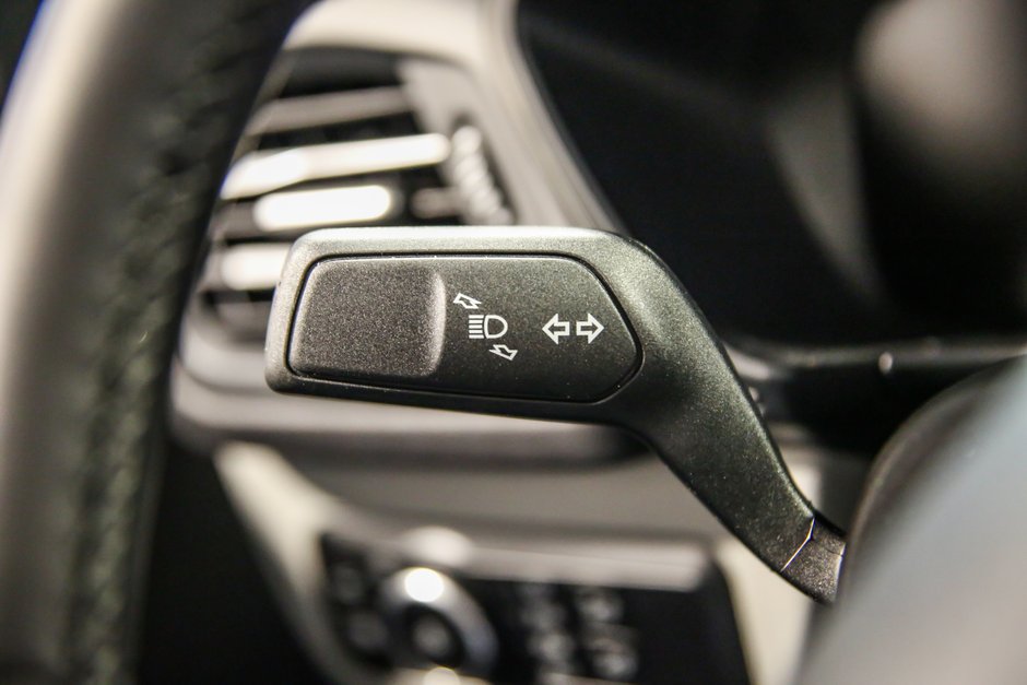 Ford Escape PHEV 2025-17