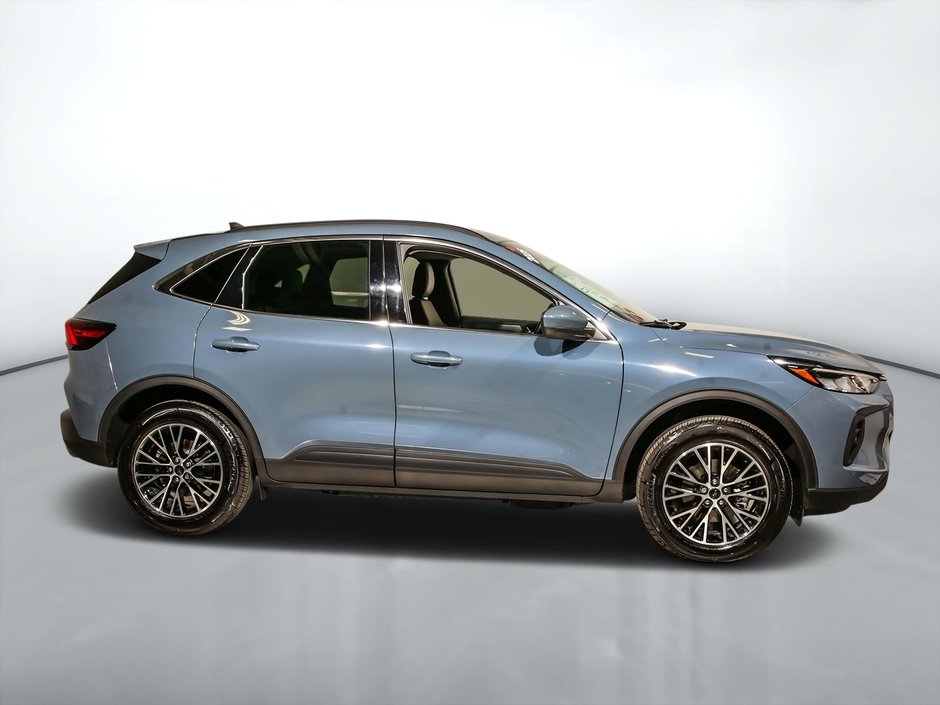 Ford Escape PHEV 2025-1
