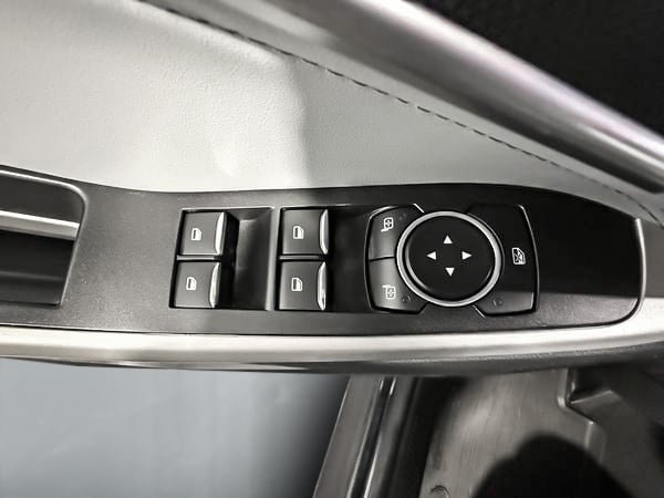 Ford Explorer XLT 2022-11
