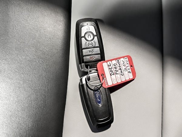 Ford Explorer XLT 2022-26