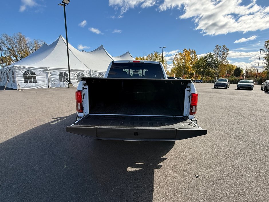 2020 Ford F-150 LARIAT-25