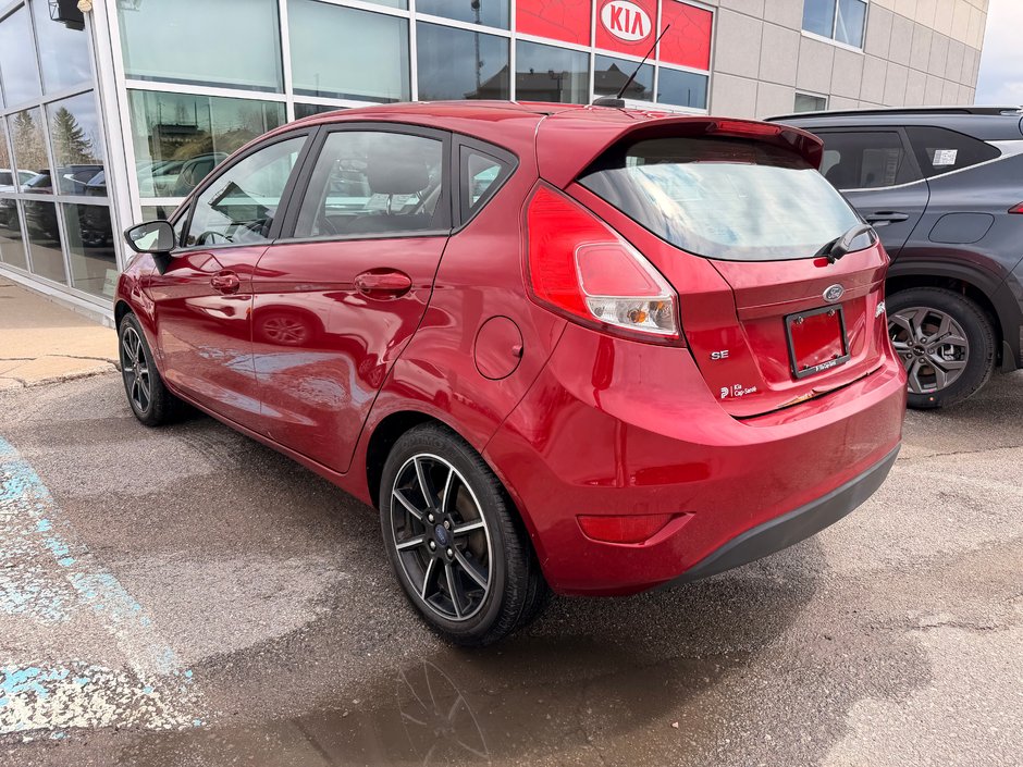 Ford Fiesta SE 2017-4