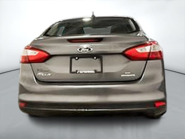 Ford Focus SE 2013-3