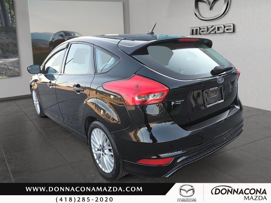 Ford Focus SE 2016-6