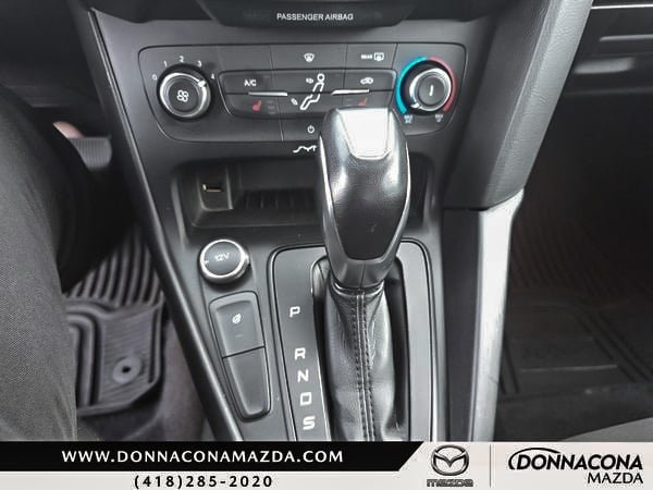 2016 Ford Focus SE-17