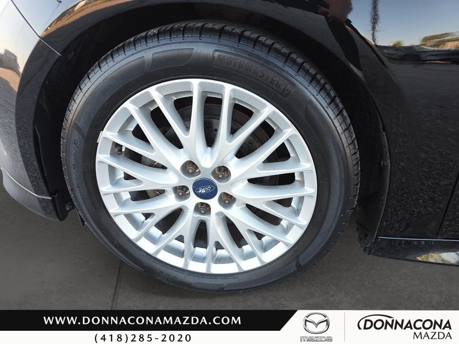 Ford Focus SE 2016-8