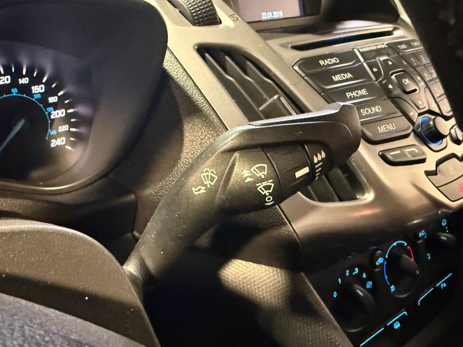 Ford Fourgon Transit Connect XLT Cargo van LWB 2018-19
