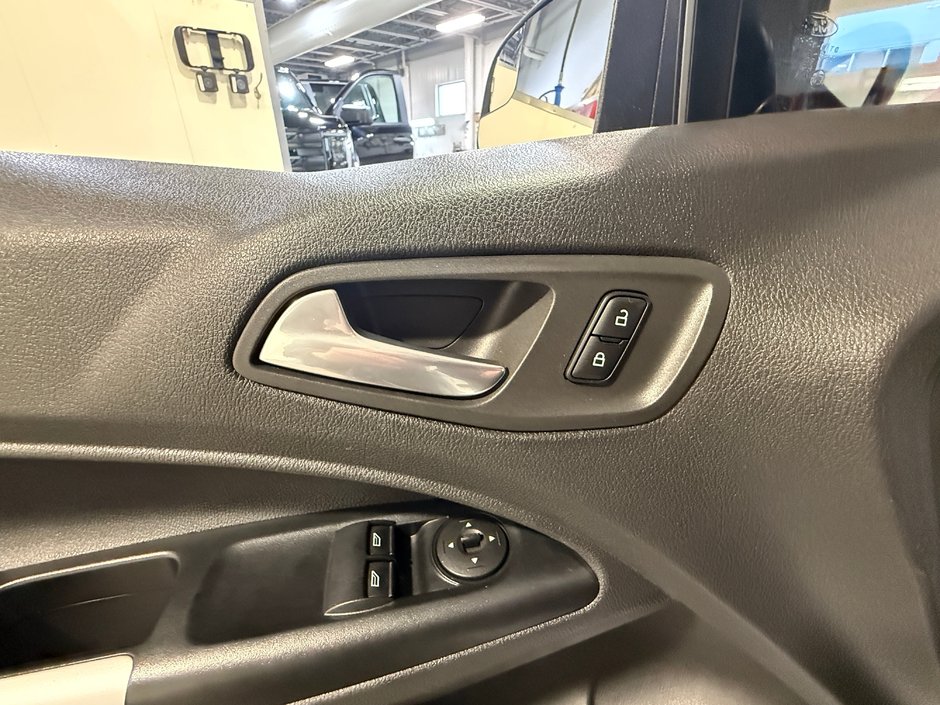 Ford Fourgon Transit Connect XLT Cargo van LWB 2018-12