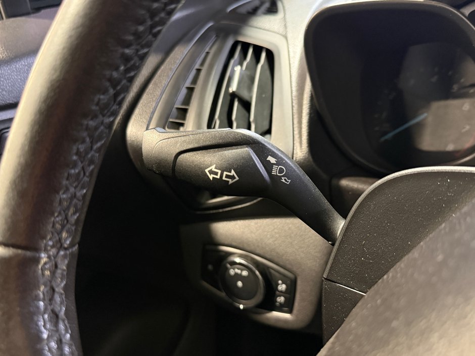 Ford Fourgon Transit Connect XLT Cargo van LWB 2018-18