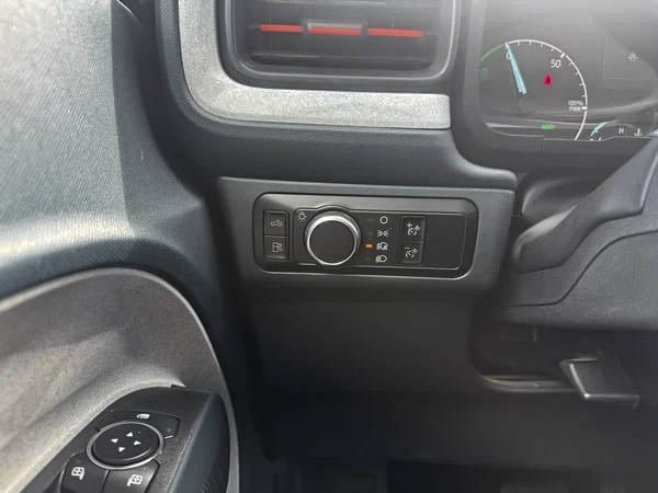 Ford Maverick XLT 2023-13