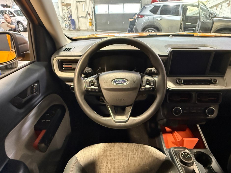 2023 Ford Maverick XLT-13