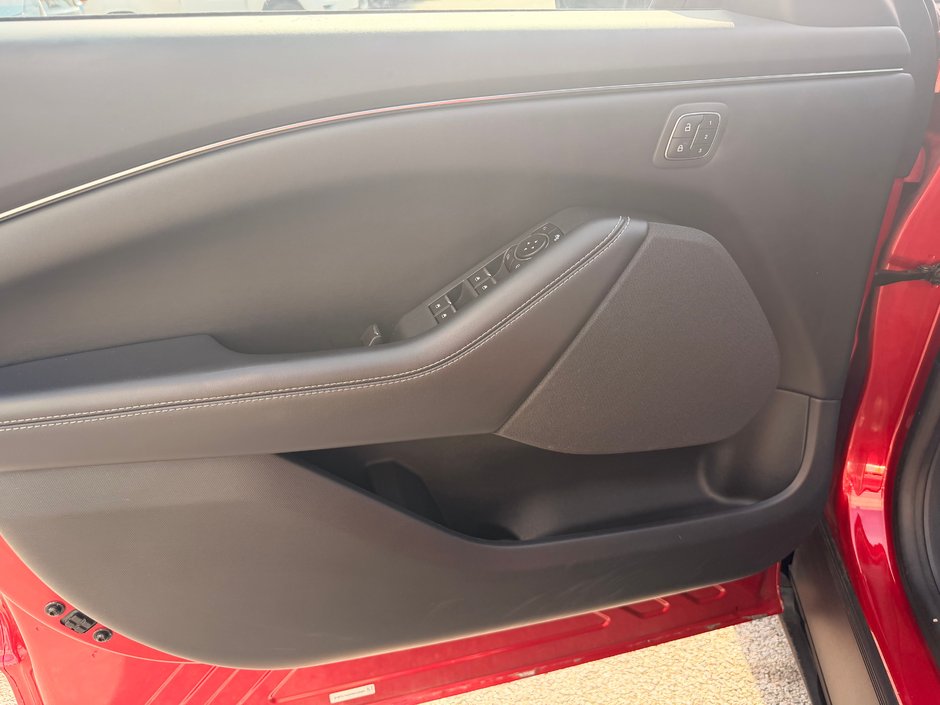 Ford Mustang Mach-E SELECT AWD 2022-10