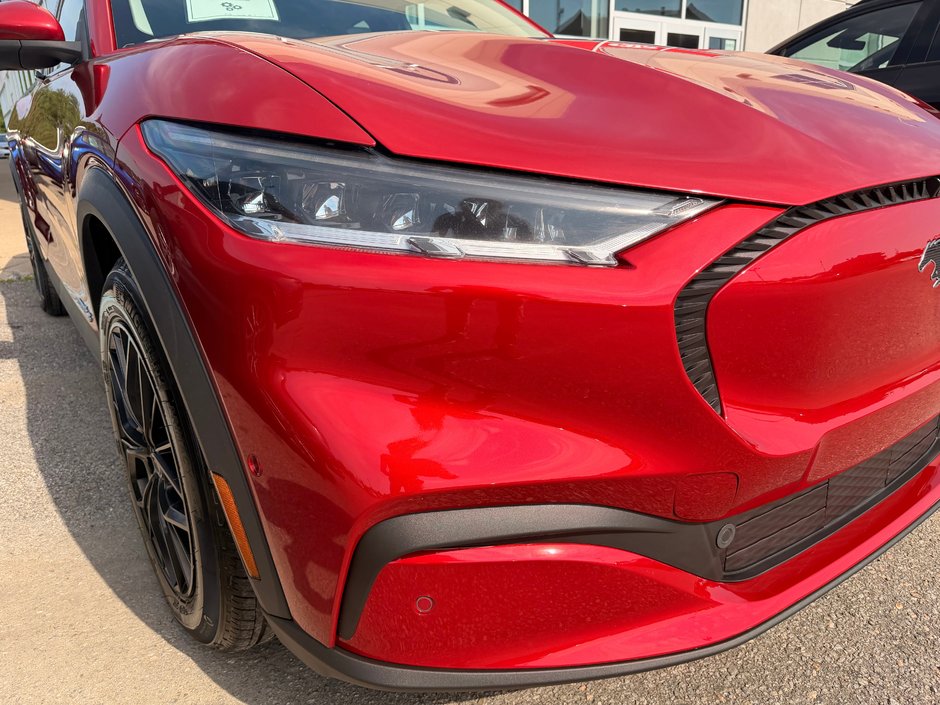Ford Mustang Mach-E SELECT AWD 2022-8