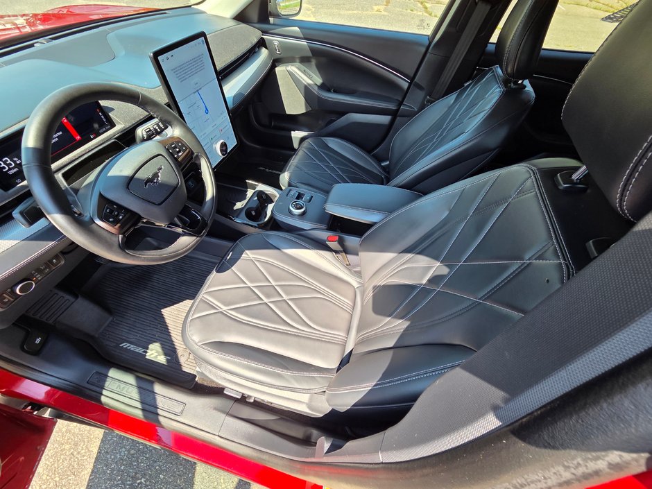 2023 Ford Mustang Mach-E Select-12