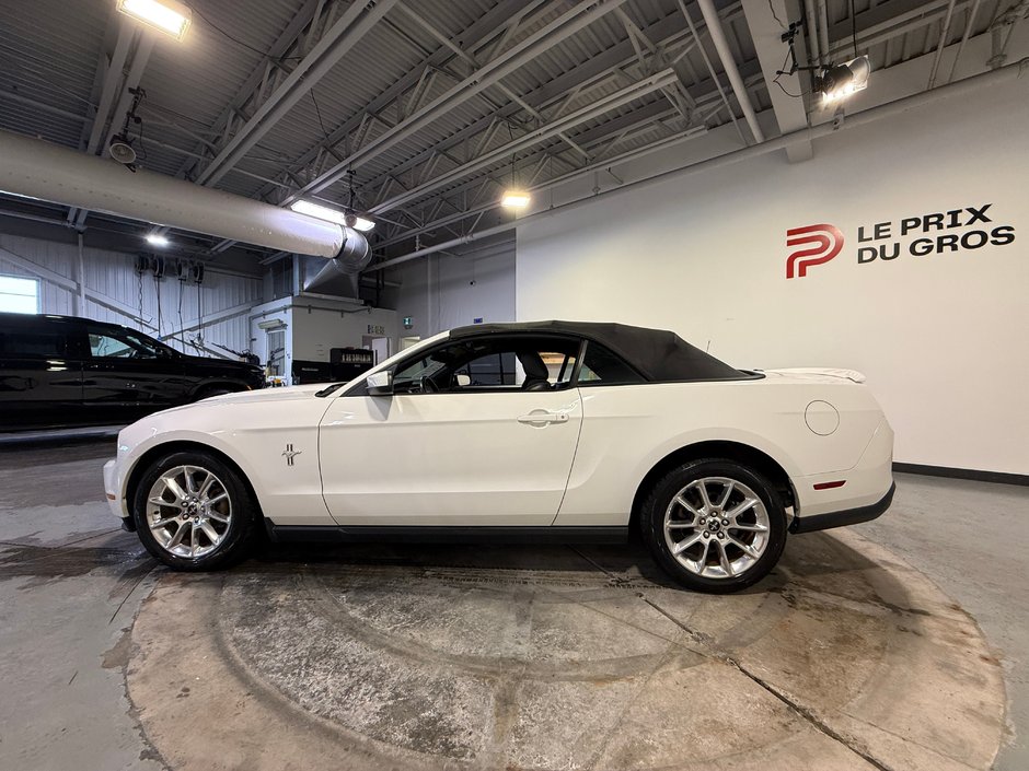Ford Mustang V6 4.0L CONVERTIBLE 2010-23