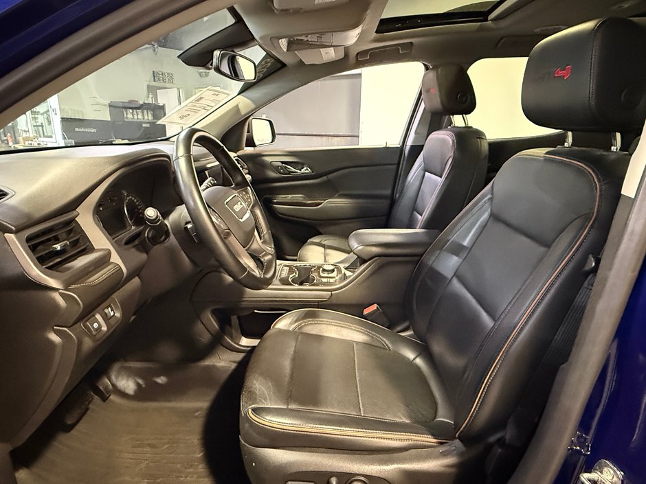 2023 GMC Acadia AT4-14
