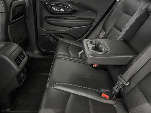 2022 GMC Terrain AT4 AWD-24