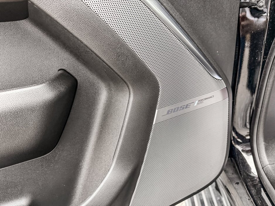 GMC Yukon XL DENALI ULTIMATE 2025-13