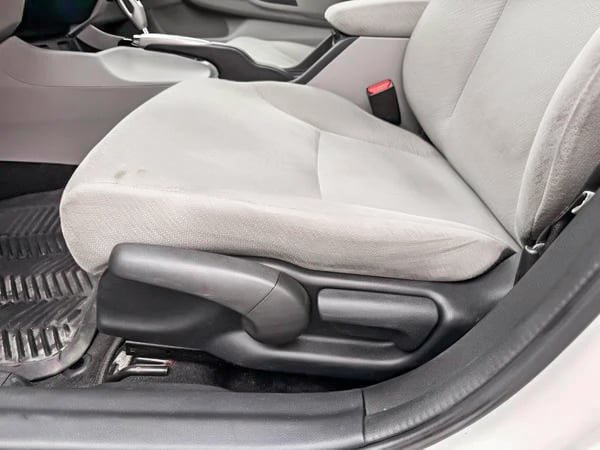 Honda Berline Civic LX 2013-14