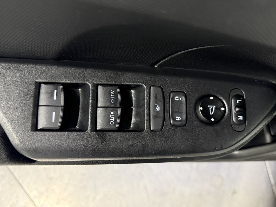Honda Civic Berline LX 2020-11