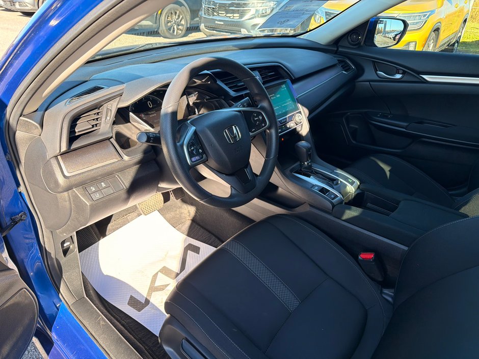 2021 Honda Civic Berline LX-15