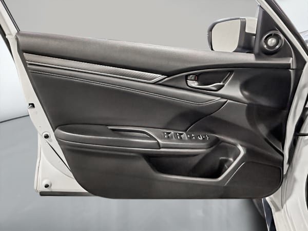 Honda Civic Hayon Sport 2019-11