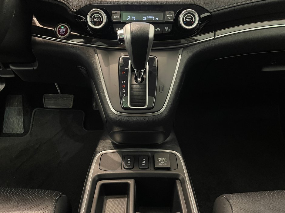 Honda CR-V Touring AWD 2016-24