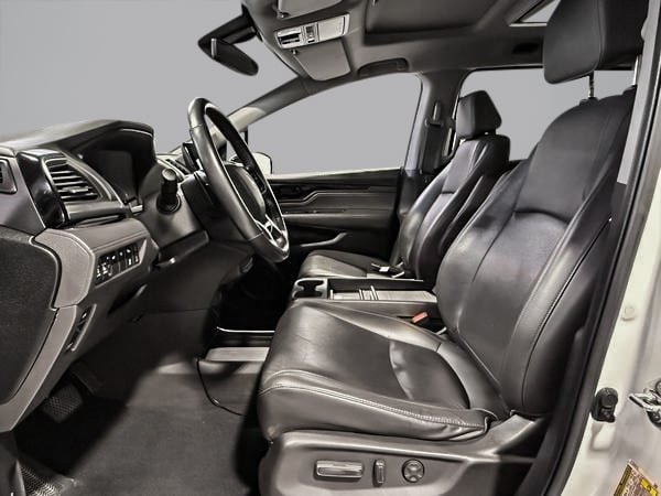 2019 Honda Odyssey TOURING-14