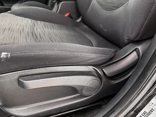 2017 Hyundai Accent SE-13