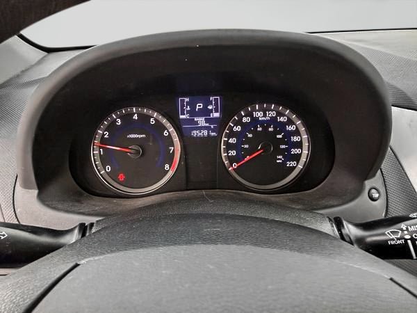 2017 Hyundai Accent SE-17