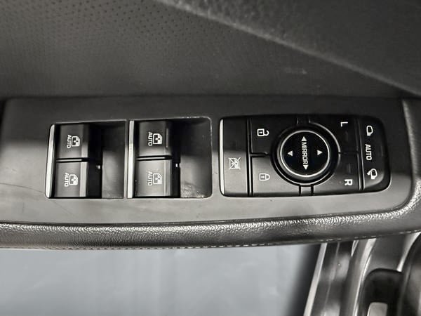 Hyundai Berline Genesis 3.8 2015-11