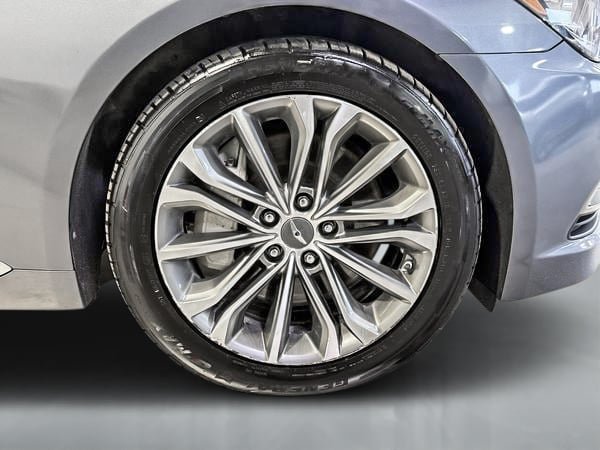 Hyundai Berline Genesis 3.8 2015-9