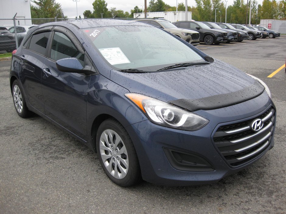 2017 Hyundai Elantra GT GL-0