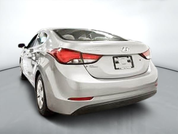 2016 Hyundai Elantra LE-4