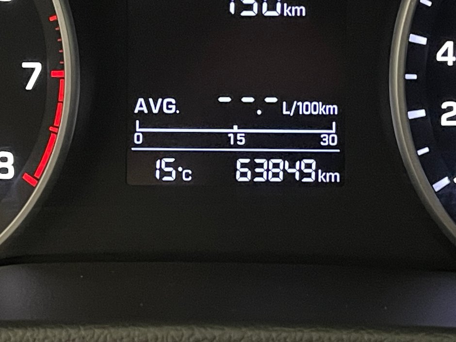 Hyundai Elantra LE 2017-12