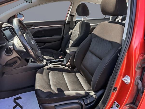 Hyundai Elantra GLS 2017-12