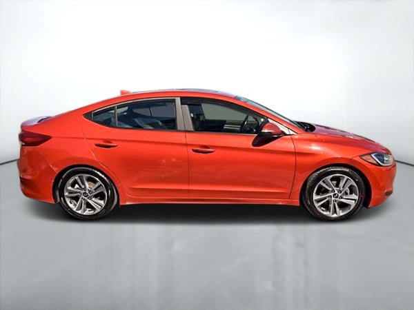 Hyundai Elantra GLS 2017-7